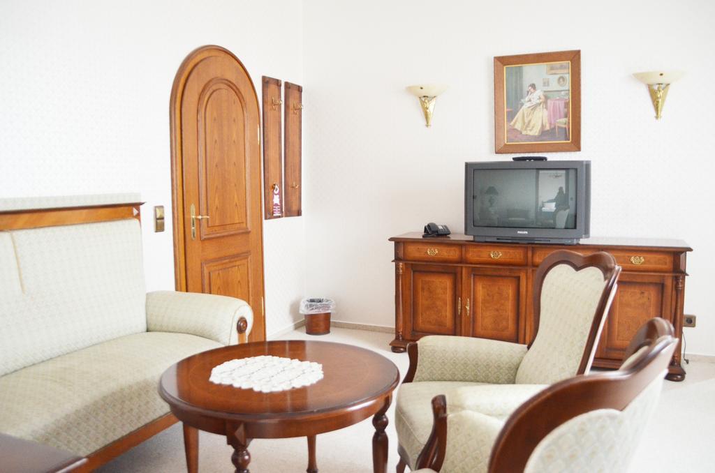 Hotel Alt-Karow ベルリン 部屋 写真